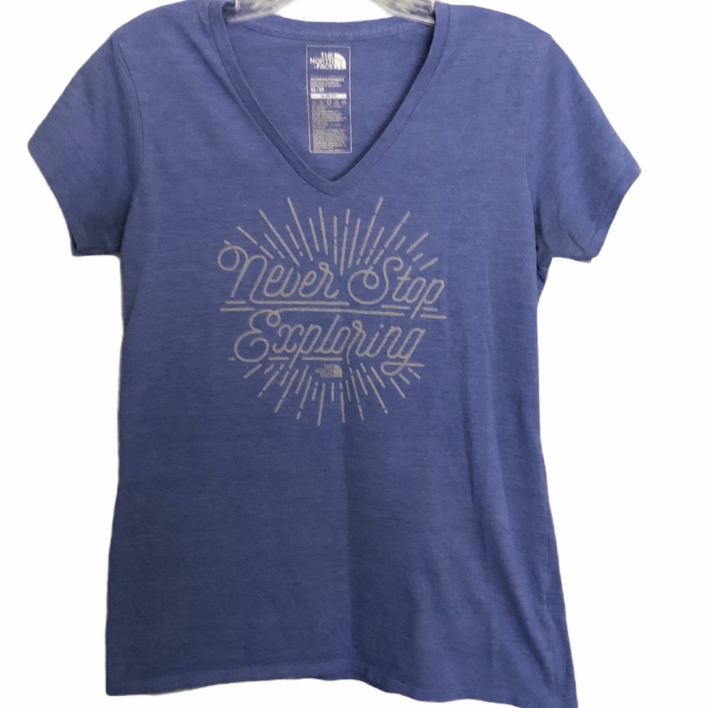 North Face V Neck Graphic Tee M